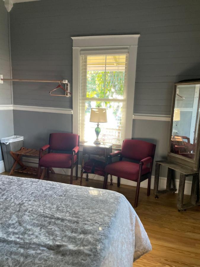 150 Year Old Restored Lincolnville Cottage St. Augustine Exterior photo